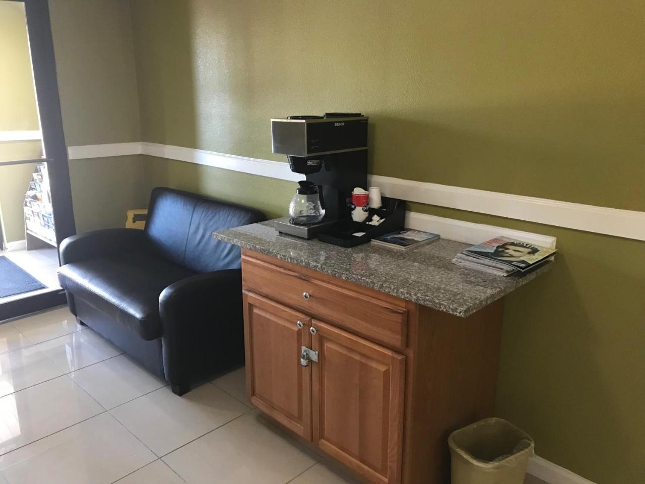 Paradise Inn&Suites Baton Rouge Eksteriør bilde